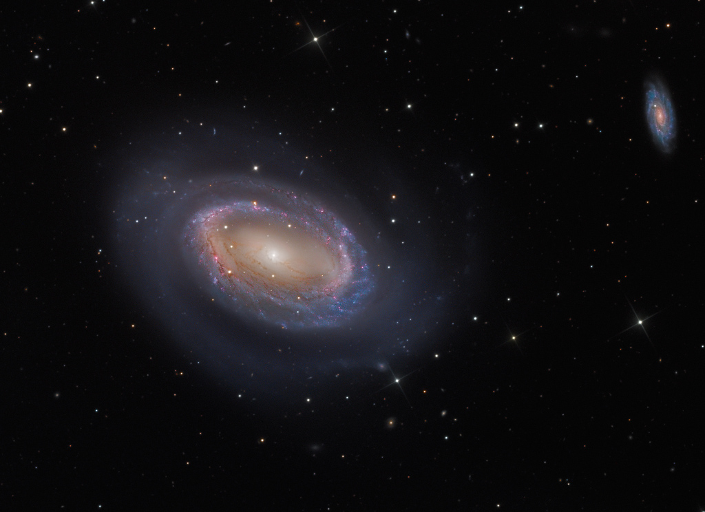 Galaxia espiral de un solo brazo NGC 4725