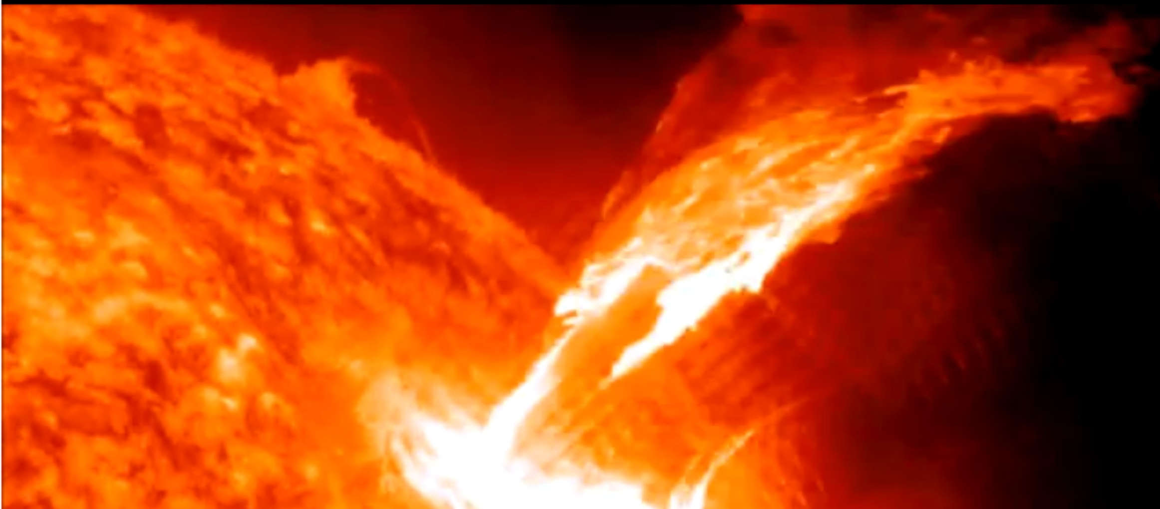 Erupción de una protuberancia solar desde el SDO